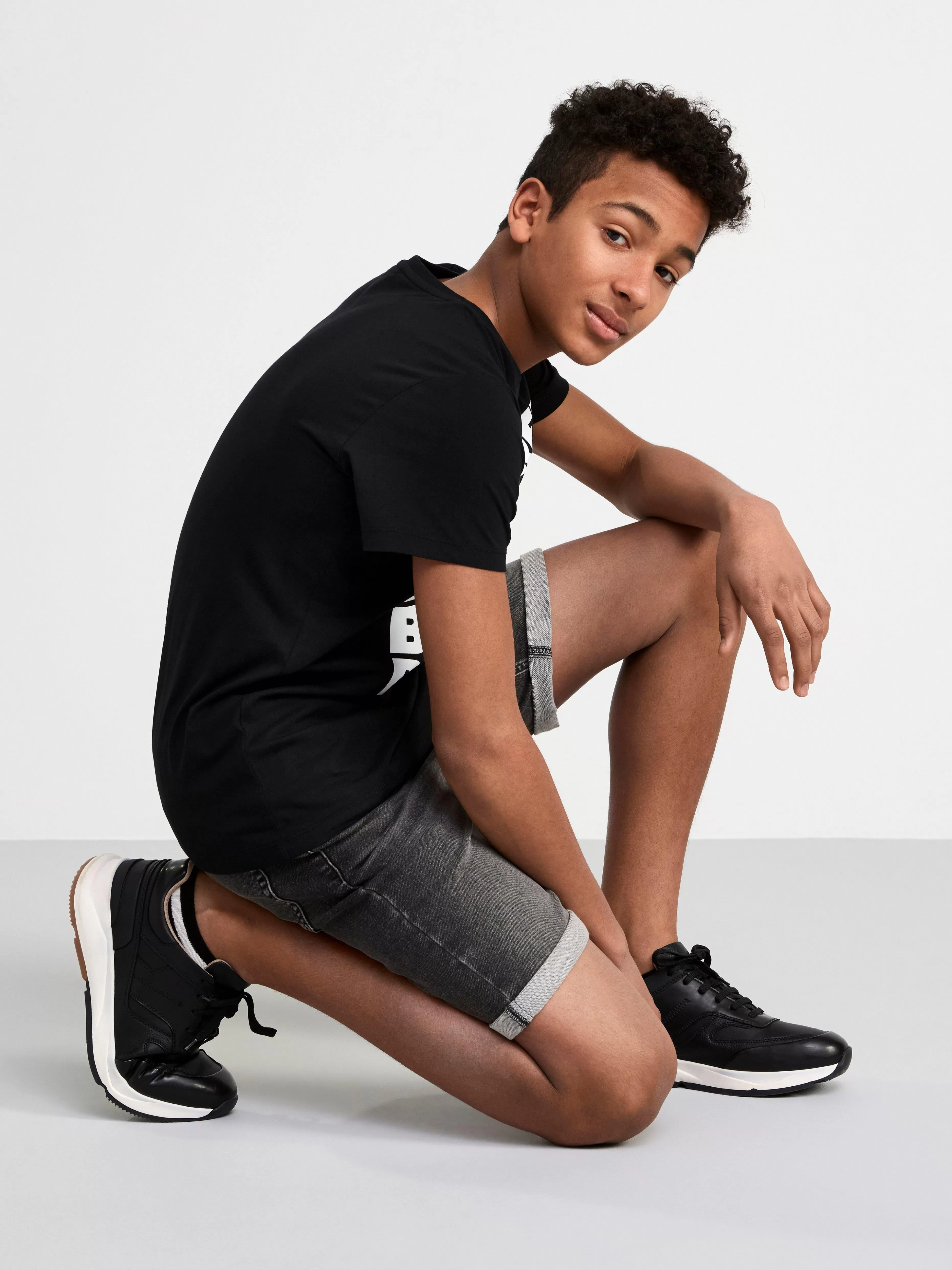 Barn Lindex Stafffan Superstretchiga Shorts Med Rakt Ben Och Normalhog Midja