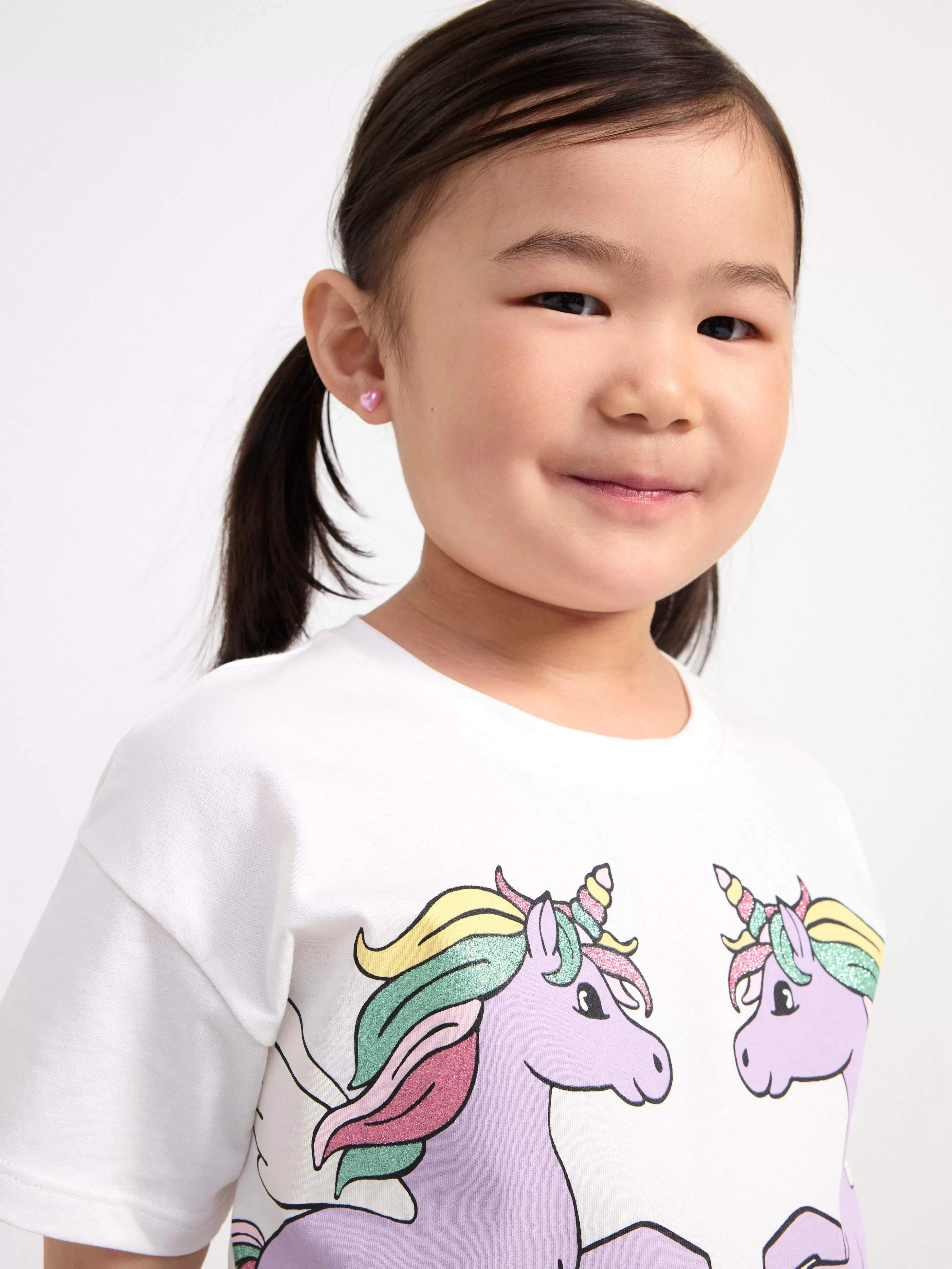 Barn Lindex T Shirt I Oversize Modell Med Enhorningar