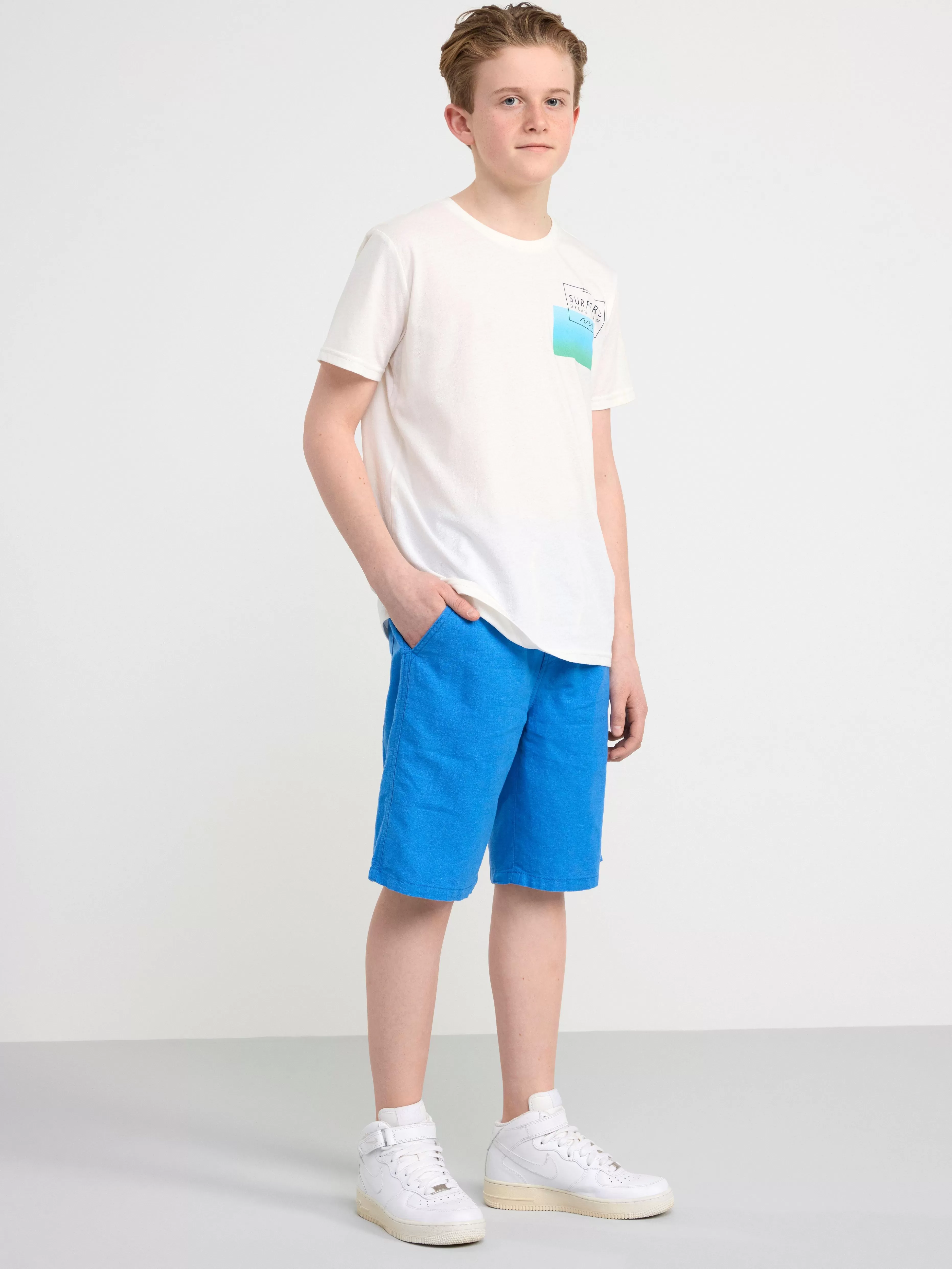 Barn Lindex Vilgot Vida Shorts Med Normalhog Midja I Linneblandning